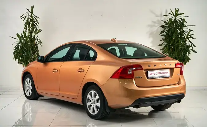 Volvo S60