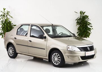 Renault Logan Вид 3