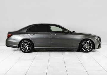 Mercedes benz E-Класс Вид 5