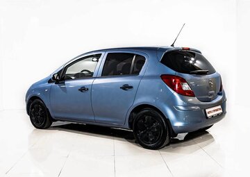 Opel Corsa Вид 4