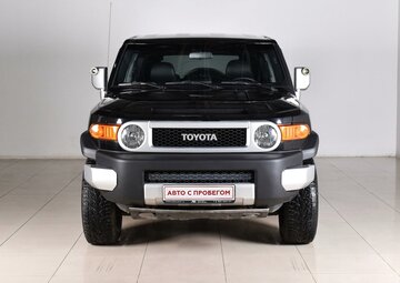 Toyota FJ Cruiser Вид 2
