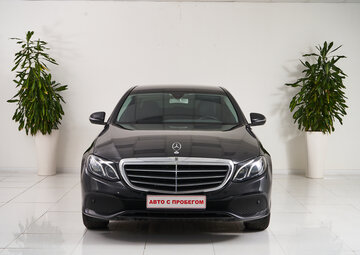 Mercedes benz E-Класс Вид 2