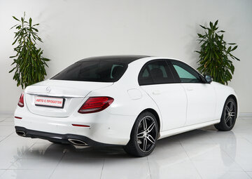 Mercedes benz E-Класс Вид 5
